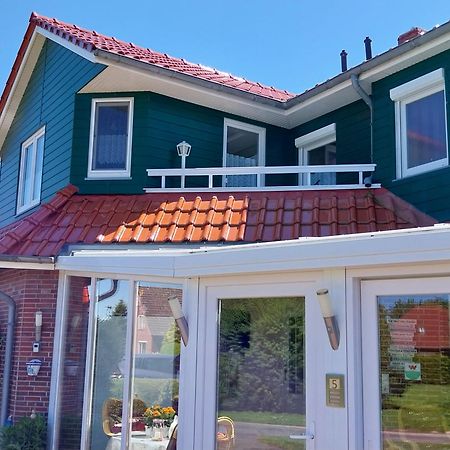 Familienurlaub In Ostfriesland Fuer Max 7 Pers In 2 Wohnungen, Auch Einzeln Wohnungen Utarp エクステリア 写真