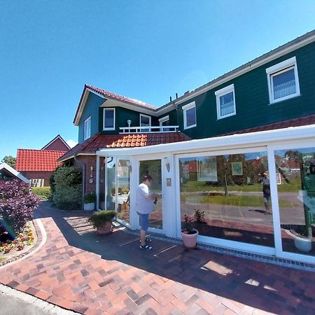 Familienurlaub In Ostfriesland Fuer Max 7 Pers In 2 Wohnungen, Auch Einzeln Wohnungen Utarp エクステリア 写真
