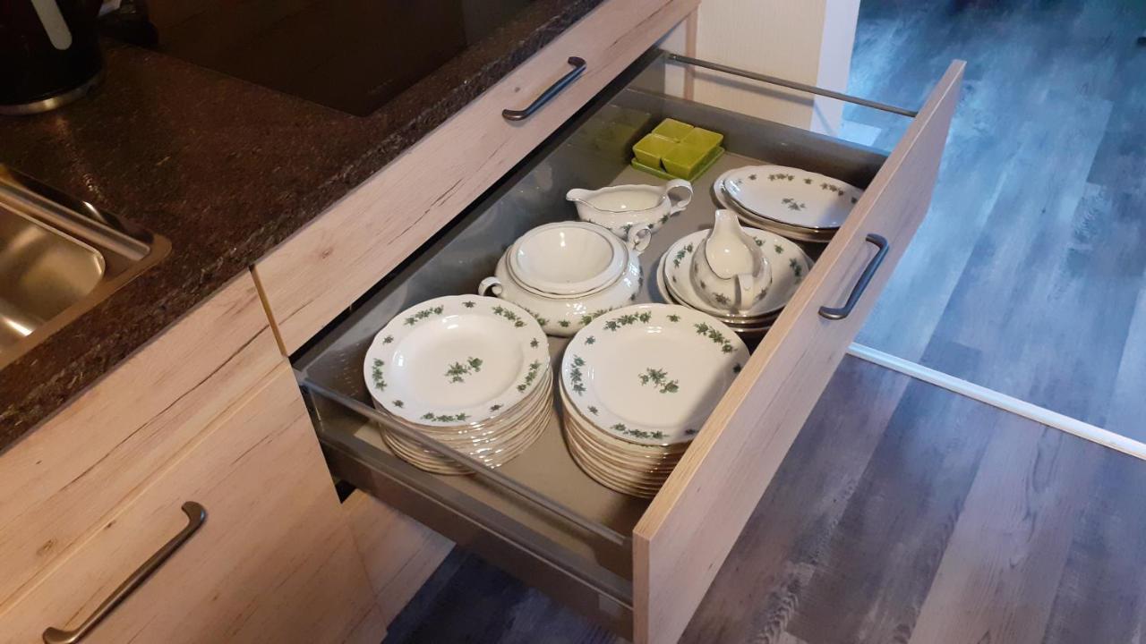 Familienurlaub In Ostfriesland Fuer Max 7 Pers In 2 Wohnungen, Auch Einzeln Wohnungen Utarp エクステリア 写真