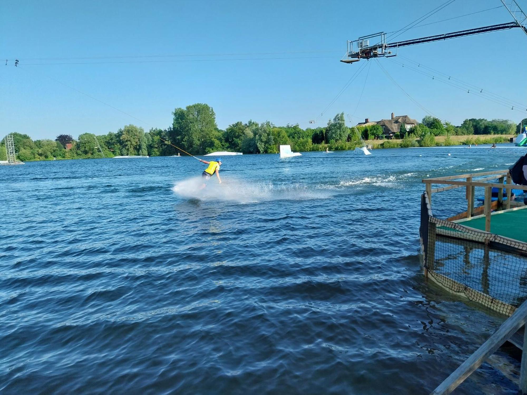 Familienurlaub In Ostfriesland Fuer Max 7 Pers In 2 Wohnungen, Auch Einzeln Wohnungen Utarp エクステリア 写真