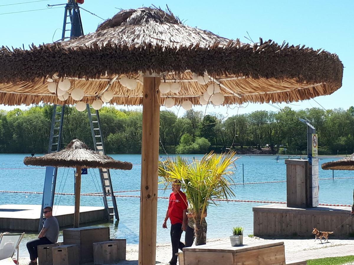 Familienurlaub In Ostfriesland Fuer Max 7 Pers In 2 Wohnungen, Auch Einzeln Wohnungen Utarp エクステリア 写真